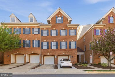 /international/us/4609-hummingbird-lane-fairfax-va-110107170489/