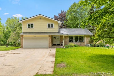 /international/us/2784-hillcrest-drive-ionia-mi-110107911231/