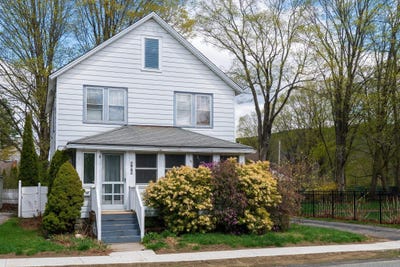 /international/us/117-oak-grove-avenue-brattleboro-vt-110108174697/