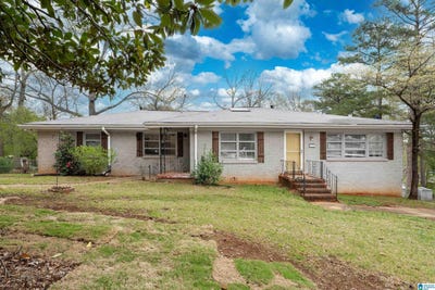 /international/us/3117-ashwood-road-hueytown-al-110098192838/