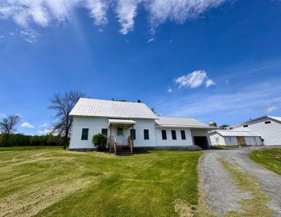 /international/us/6195-route-22-plattsburgh-ny-110108176989/