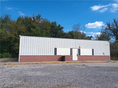 /international/us/119-n-hospital-drive-paola-ks-110120044550/