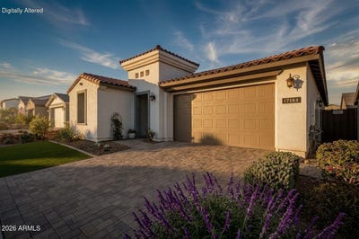 /international/us/17184-w-mountainair-street-surprise-az-110120458036/