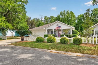 /international/us/149-gallery-way-brunswick-ga-110108574118/