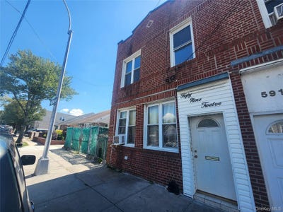 /international/us/5912-58th-road-maspeth-ny-110101940989/