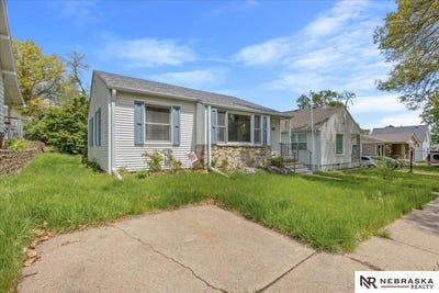 /international/us/322-e-1st-street-wahoo-ne-110107878465/