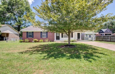 /international/us/1000a-locust-street-beebe-ar-110108678444/