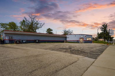 /international/us/601-rossville-road-waukon-ia-110107806229/