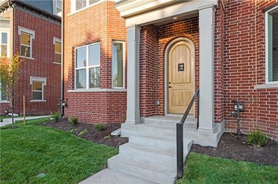 /international/us/455-sw-longview-boulevard-lee-s-summit-mo-110087423395/