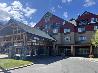 /international/us/123-125-qtr-4-grand-summit-way-dover-vt-110102405467/