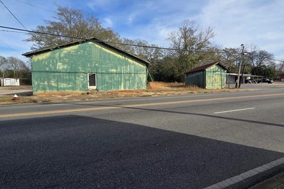 /international/us/758-n-oates-street-dothan-al-110104867603/