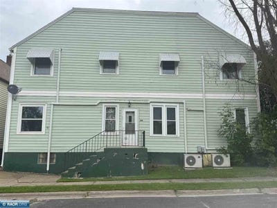 /international/us/308-douglas-ave-eveleth-mn-110101433855/?lang=en