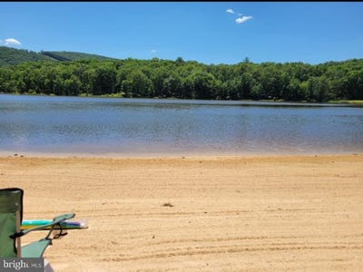 /international/us/lot-21-sec-c-lake-ferndale-drive-springfield-wv-110099390562/