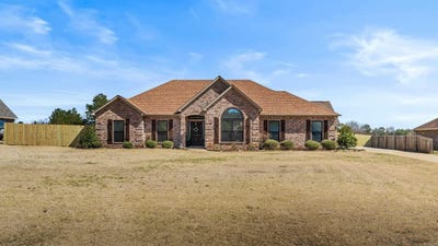 /international/us/texarkana-tx-110097974001/