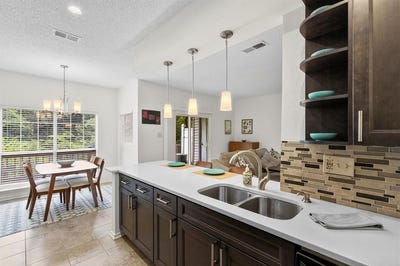 /international/us/2506-wedglea-drive-dallas-tx-110099986007/