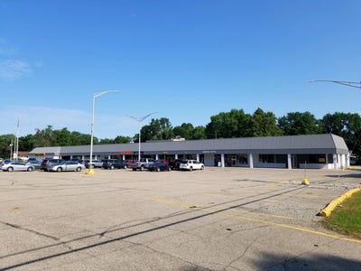 /international/us/4538-page-avenue-michigan-center-mi-110105633662/