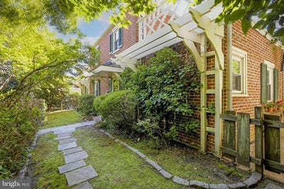 /international/us/155-rex-avenue-philadelphia-pa-110108064452/