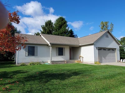/international/us/35-austin-drive-port-sanilac-mi-110102926078/