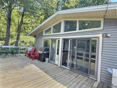 /international/us/1783-traverse-rd-cortland-ny-110108474153/