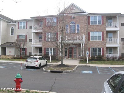 /international/us/612-sophee-lane-lakewood-nj-110106786618/
