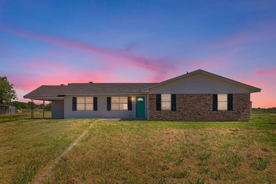 /international/us/6442-county-road-4611-commerce-tx-110100627017/
