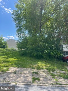 /international/us/333-peffer-street-harrisburg-pa-110108148488/