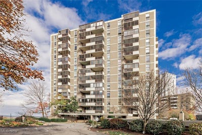 /international/us/25801-lake-shore-boulevard-euclid-oh-110104431492/