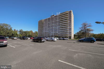 /international/us/807-barclay-towers-walk-cherry-hill-nj-110120896332/