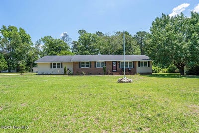 /international/us/201-glenwood-drive-elizabethtown-nc-110108742980/