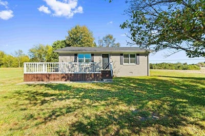 /international/us/999-oakwood-dr-hartford-ky-110120418317/