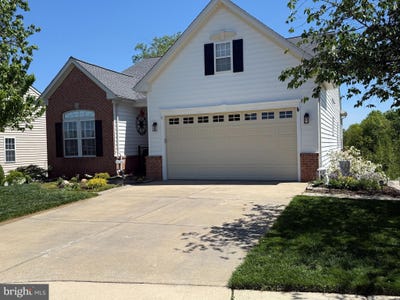 /international/us/5201-e-philippi-place-fredericksburg-va-110108299523/