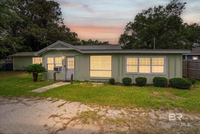 /international/us/4855-bay-circle-orange-beach-al-110108819732/