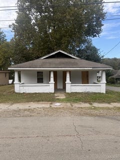 /international/us/741-n-10th-street-poplar-bluff-mo-110120751873/