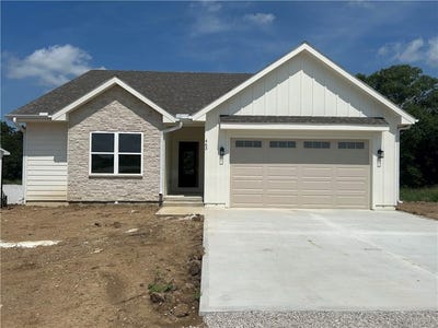 /international/us/463-se-90th-road-warrensburg-mo-110101191512/?lang=en