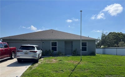 /international/us/2377-sw-chestnut-lane-port-saint-lucie-fl-110101364229/?lang=en