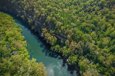 /international/us/43-moss-bend-ln-lancaster-tn-110102749957/