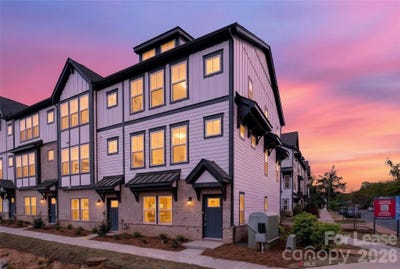 /international/us/504-annie-lowery-way-davidson-nc-110107278412/
