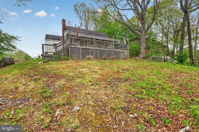 /international/us/1390-roanoke-street-christiansburg-va-110107715065/