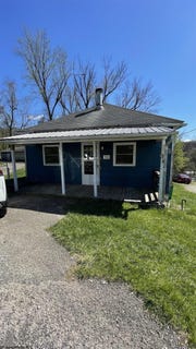 /international/us/112-thorn-stop-circle-clarksburg-wv-110107206368/