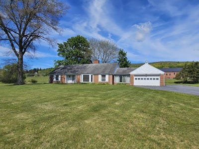 /international/us/164-jackson-river-road-monterey-va-110108199421/