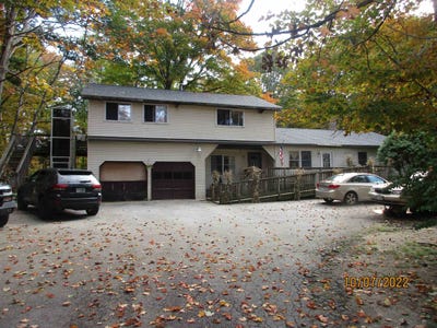 /international/us/174-pattee-hill-road-goffstown-nh-110107345595/