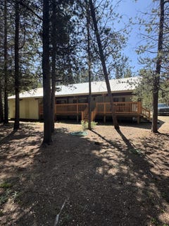/international/us/11617-chinquapin-drive-crescent-lake-or-110100374431/