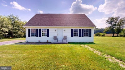 /international/us/199-elsie-lane-moorefield-wv-110101200026/