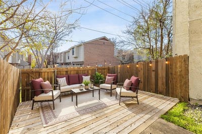 /international/us/1902-dartmouth-street-college-station-tx-110108441842/