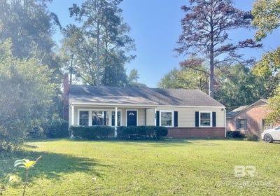 /international/us/227-country-club-drive-greenville-al-110120588605/