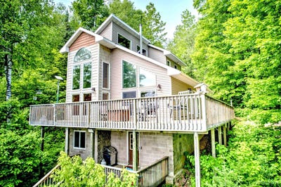 /international/us/3007-w-pike-lake-lane-gwinn-mi-110100258731/