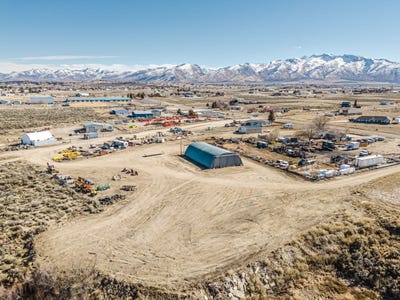 /international/us/75-licht-parkway-spring-creek-nv-110105797541/