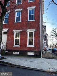 /international/us/104-king-street-pottstown-pa-110107433450/