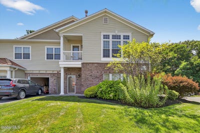 /international/us/208-vly-pointe-drive-niskayuna-ny-110101234127/