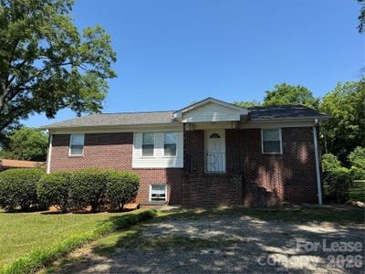 /international/us/140-watkins-street-huntersville-nc-110108193960/
